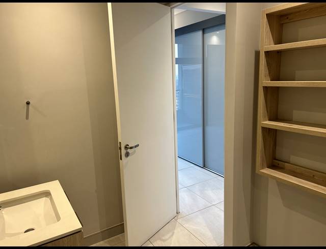 2 BEDROOM APARTMENT FOR SALE IN MENLYN